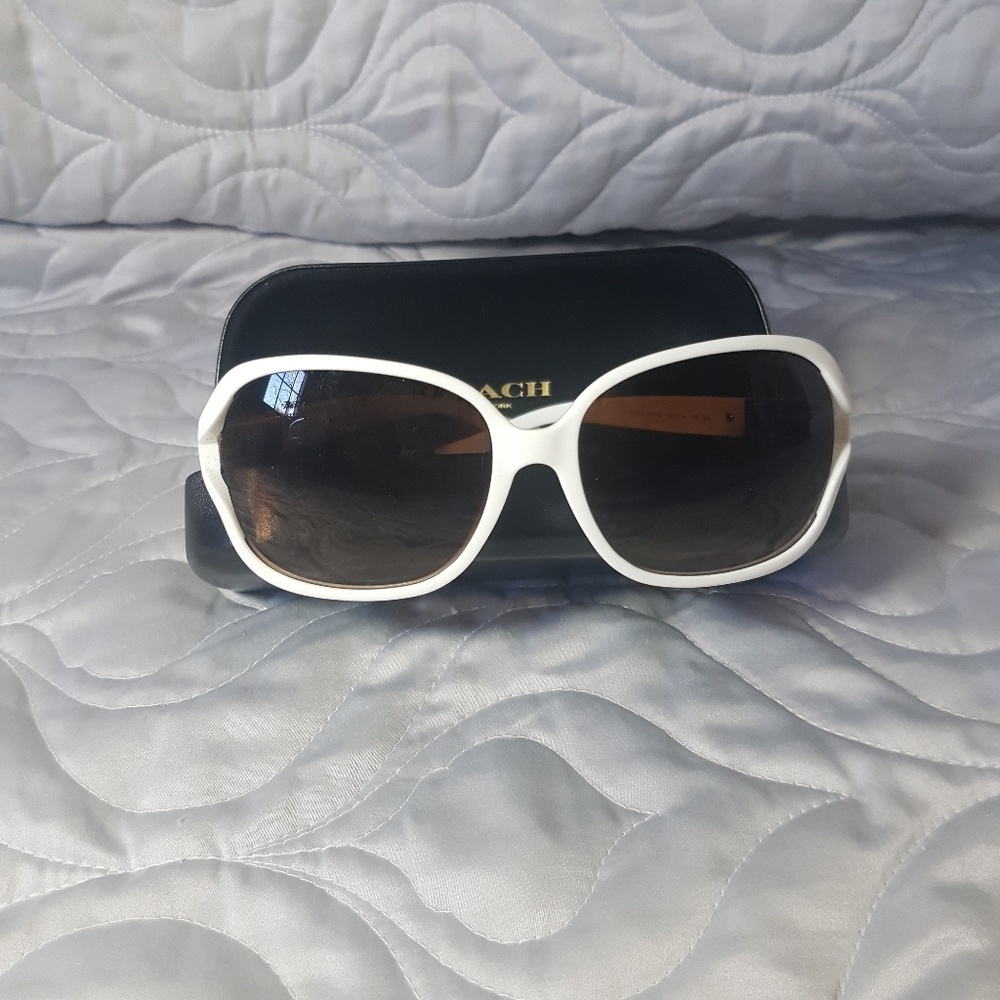 Coach authentic sunglasses💖